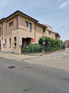 Appartamento in Vendita a Lodi Vecchio via Libertã  2